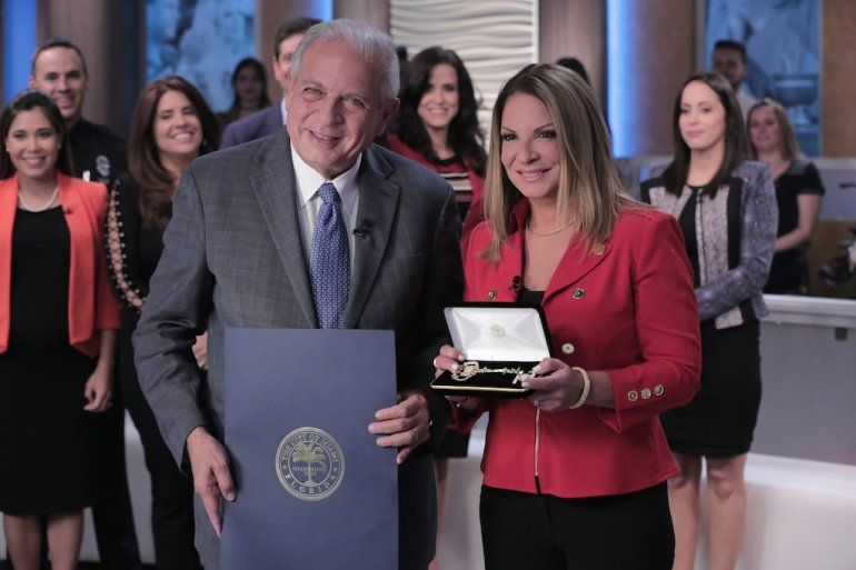 La Dra. Polo junto a Tomás Regalado. 