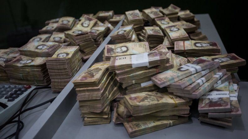 Los billetes de 100 equivalen al 77% del efectivo en poder del público venezolano.