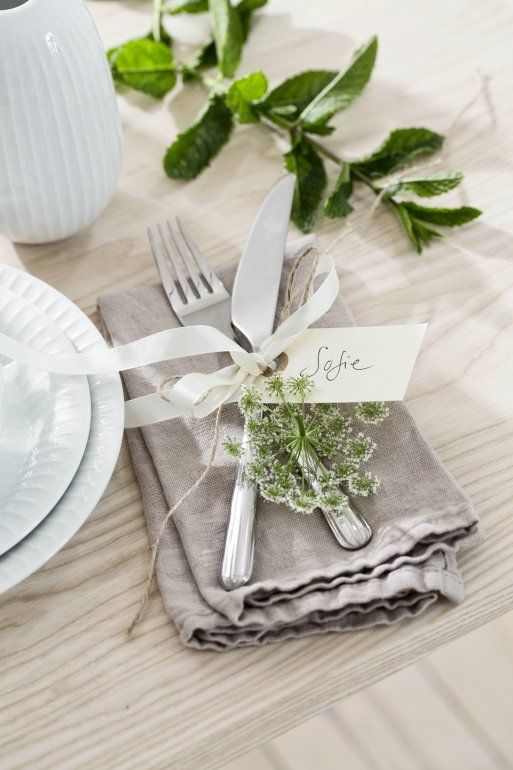 Las tarjetas con el nombre de los invitados tambi&eacute;n son percibidas como un gesto especial.