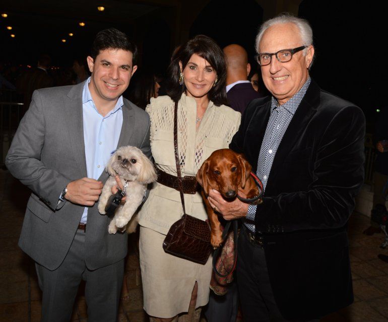 Hal Lucas , Jennifer Valoppi y Christian de Berdouare