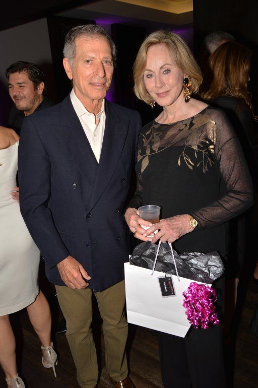 Embajador Steven Green y Anna Rentz.