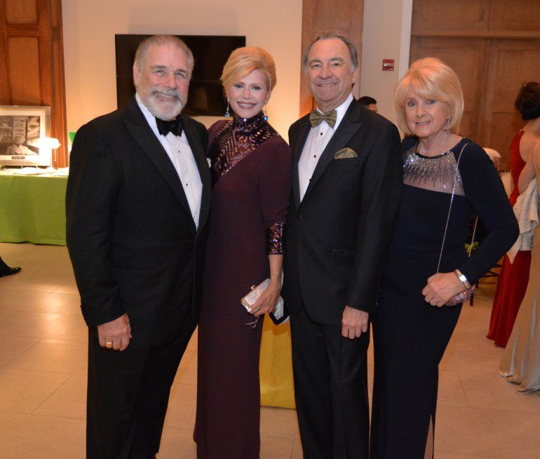 Aldo y Ramona Busot , William y Barbara Reese 