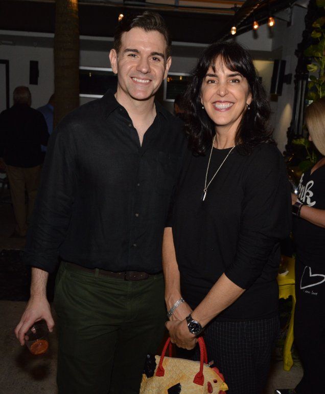 Nicolás Richberg y la protagonista de Fuácata, María Elena García