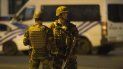 Soldados prestan guardia en el exterior de la Estación Central de trenes de Bruselas tras un atentado terrorista neutralizado el martes 20 de junio de 2017, en Bélgica. Soldados prestan guardia en el exterior de la Estación Central de trenes de Bruselas tras un atentado terrorista neutralizado el martes 20 de junio de 2017, en Bélgica.