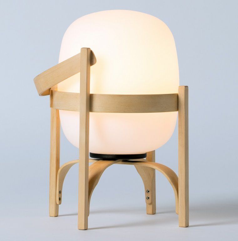 Cestita, dise&ntilde;ada por Miguel Mil&aacute; para Santa & Cole, tiene un revival. 
