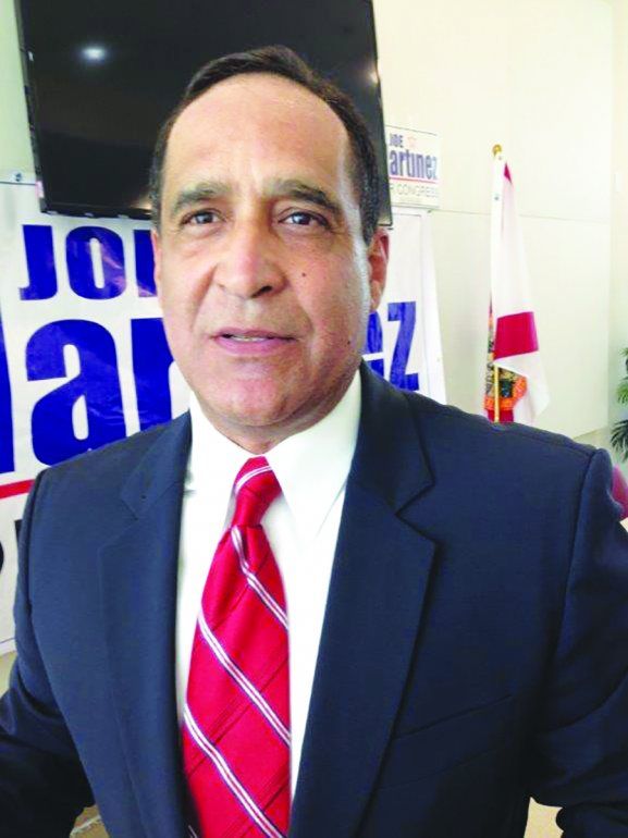 El comisionado de Miami-Dade Joe Martínez