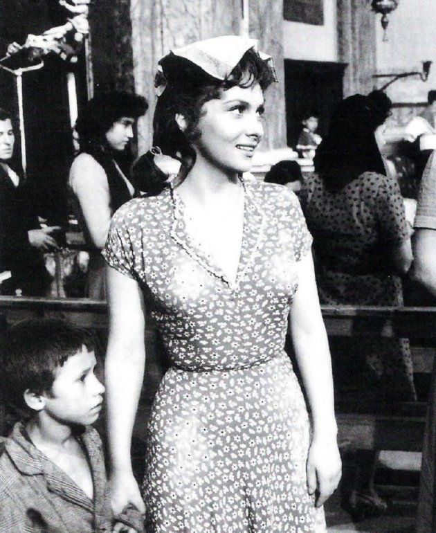 La actriz Gina Lollobrigida en la película Pan amor y fantasia.