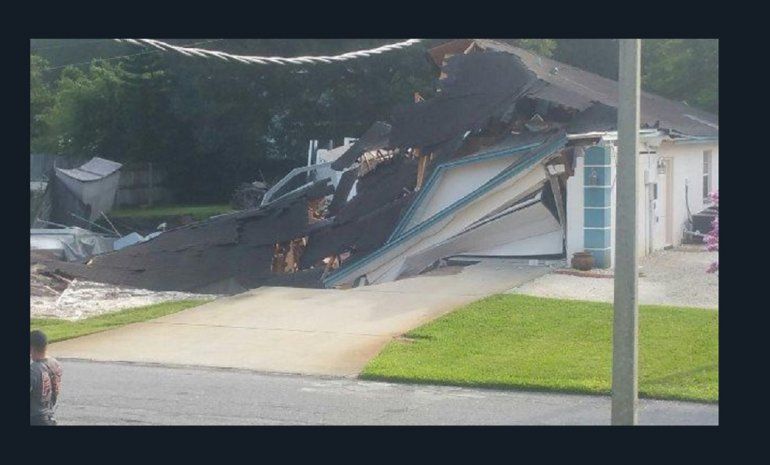La vivienda quedó destruida con el movimiento de tierra, 
