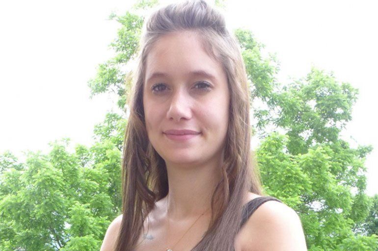 Ciera Smith, de 22 a&ntilde;os, en la entrada del Rural Women
