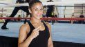 La boxeadora puertorriqueña Amanda Serrano posan durante un entrenamiento en el gimnasio Félix Pagán Pintor del Barrio Amelia en Guaynabo (Puerto Rico). La boxeadora puertorriqueña Amanda Serrano posan durante un entrenamiento en el gimnasio Félix Pagán Pintor del Barrio Amelia en Guaynabo (Puerto Rico).