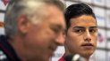 James (derecha) tratará de ganarse la confianza de su nuevo entrenador, el italiano Carlo Ancelotti (izquierda). James (derecha) tratará de ganarse la confianza de su nuevo entrenador, el italiano Carlo Ancelotti (izquierda).