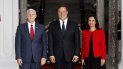 El presidente de Panamá, Juan Carlos Varela (c), junto al vicepresidente de EEUU, Mike Pence (i), y la vicepresidenta y canciller panameña, Isabel De Saint Malo (d), el jueves 17 de agosto de 2017, en la sede del Gobierno de Panamá. El presidente de Panamá, Juan Carlos Varela (c), junto al vicepresidente de EEUU, Mike Pence (i), y la vicepresidenta y canciller panameña, Isabel De Saint Malo (d), el jueves 17 de agosto de 2017, en la sede del Gobierno de Panamá.
