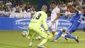 El centrocampista brasileño Casemiro (centro) dispara para conseguir el segundo gol del Real Madrid. El centrocampista brasileño Casemiro (centro) dispara para conseguir el segundo gol del Real Madrid.