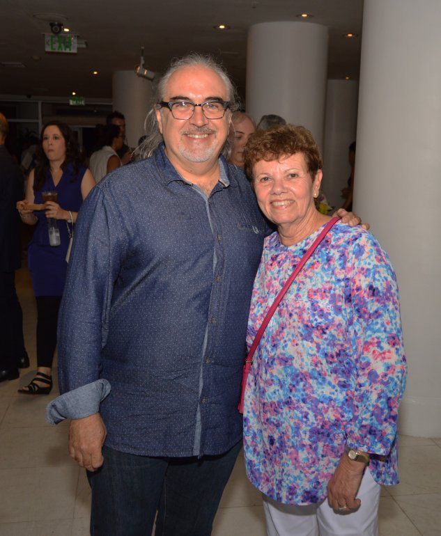 Gustavo Acosta y Carol Damian