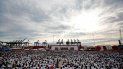 El papa Francisco celebra una misa en el área portuaria de Contecar el domingo 10 de septiembre de 2017, en Cartagena (Colombia). Cartagena de Indias amaneció fuertemente custodiada y con miles de fieles vestidos de blanco en sus calles para recibir al papa Francisco que culminó en esta ciudad del Caribe la visita que comenzó el miércoles 6 de septiembre a Colombia. El papa Francisco celebra una misa en el área portuaria de Contecar el domingo 10 de septiembre de 2017, en Cartagena (Colombia). Cartagena de Indias amaneció fuertemente custodiada y con miles de fieles vestidos de blanco en sus calles para recibir al papa Francisco que culminó en esta ciudad del Caribe la visita que comenzó el miércoles 6 de septiembre a Colombia.
