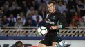 Gareth Bale supera la salida del arquero Rulli para marcar el tercer gol del Real Madrid ante la Real Sociedad. Gareth Bale supera la salida del arquero Rulli para marcar el tercer gol del Real Madrid ante la Real Sociedad.
