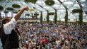 El Oktoberfest se extiende del 17 de septiembre al 03 de octubre de 2017 y más varios millones de se espera que los visitantes de todo el mundo. El Oktoberfest se extiende del 17 de septiembre al 03 de octubre de 2017 y más varios millones de se espera que los visitantes de todo el mundo.