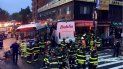 El incidente se produjo cuando un autobús de turismo impactó por la parte trasera a otro del transporte público en Nueva York. El incidente se produjo cuando un autobús de turismo impactó por la parte trasera a otro del transporte público en Nueva York.
