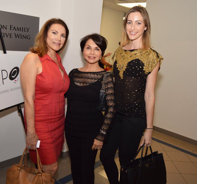 Isabel Fiane, Mayda Cisneros y Kristin Barrueta