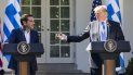 El presidente estadounidense, Donald J. Trump, y el primer ministro griego, Alexis Tsipras, ofrecen una rueda de prensa conjunta en el jardín de la Casa Blanca (17 de octubre de 2017). Tsipras y Trump mantuvieron una reunión en la que trataron asuntos bilaterales. El presidente estadounidense, Donald J. Trump, y el primer ministro griego, Alexis Tsipras, ofrecen una rueda de prensa conjunta en el jardín de la Casa Blanca (17 de octubre de 2017). Tsipras y Trump mantuvieron una reunión en la que trataron asuntos bilaterales.