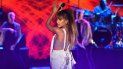 la compleja pose de ariana grande que causa furor en internet la compleja pose de ariana grande que causa furor en internet