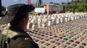 En uno de esos lugares fue encontrada más de media tonelada de cocaína lista para ser comercializada con cárteles de Centroamérica, según fuentes del Ejército. En uno de esos lugares fue encontrada más de media tonelada de cocaína lista para ser comercializada con cárteles de Centroamérica, según fuentes del Ejército.