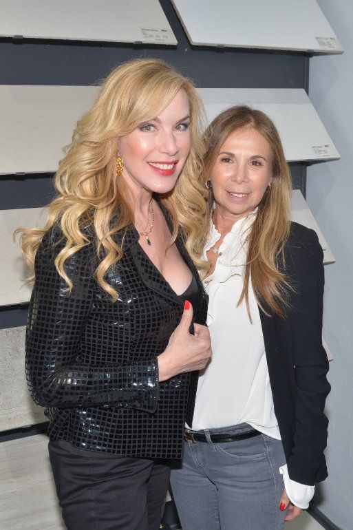 Nelly Palmer y Elizabeth Schutz