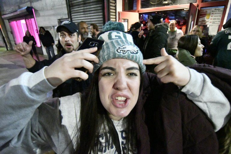 En Filadelfia los fan&aacute;ticos salieron a las calles a celebrar el triunfo de su equipo. 