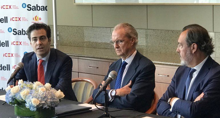 <p></p>De izquierda a derecha, el presidente del ICO, Pablo Zalba, el embajador de Espa&ntilde;a en los Estados Unidos, Pedro Moren&eacute;s, y el subdirector general de Banco Sabadell, Maurici Llad&oacute;.<p></p>