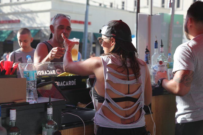El kiosco de Ron Bacard&iacute; fue uno de los m&aacute;s visitados. 