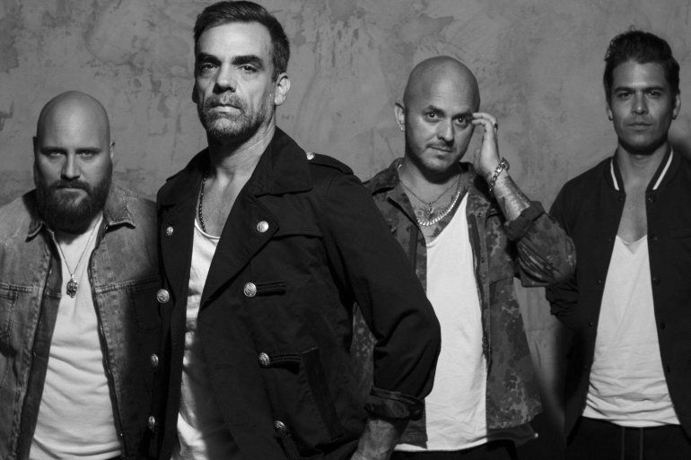 "Caramelos de Cianuro se convierte as&iacute; en la primera banda venezolana en participar en un Festival Lollapalooza de la regi&oacute;n suramericana, apunt&aacute;ndose otro hito en sus m&aacute;s de 25 a&ntilde;os de carrera", dice el escrito.