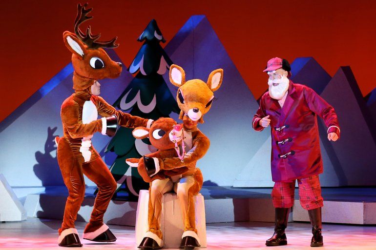 Escena del musical Rudolph The Red-Nose Reindeer. 