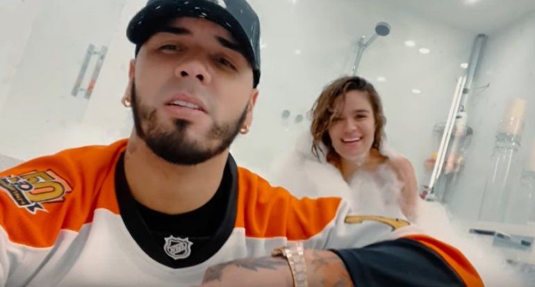 Karol G y Anuel AA 