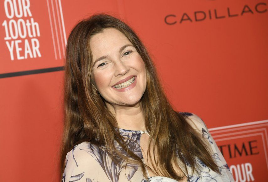 Drew Barrymore agita a Hollywood con reanudación de su programa