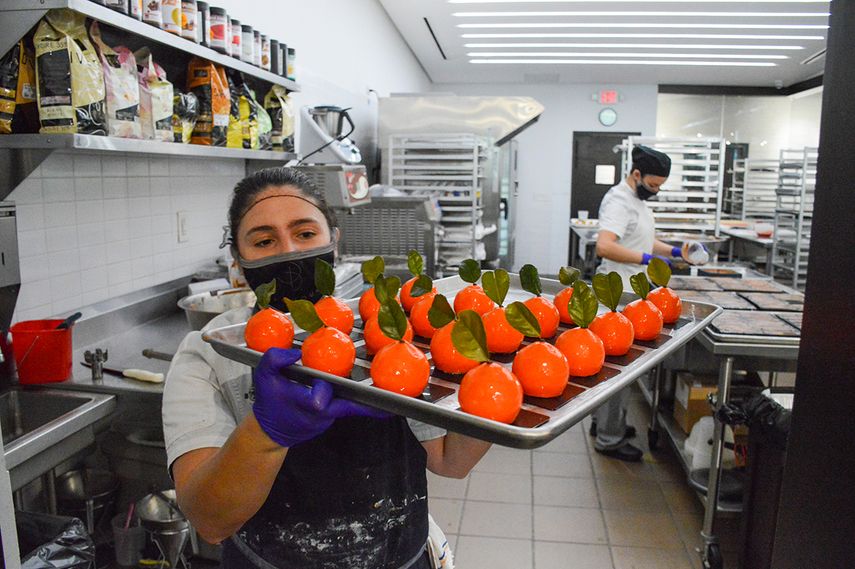 El Chef Bachour Convierte En Oro Todo Lo Que Toca