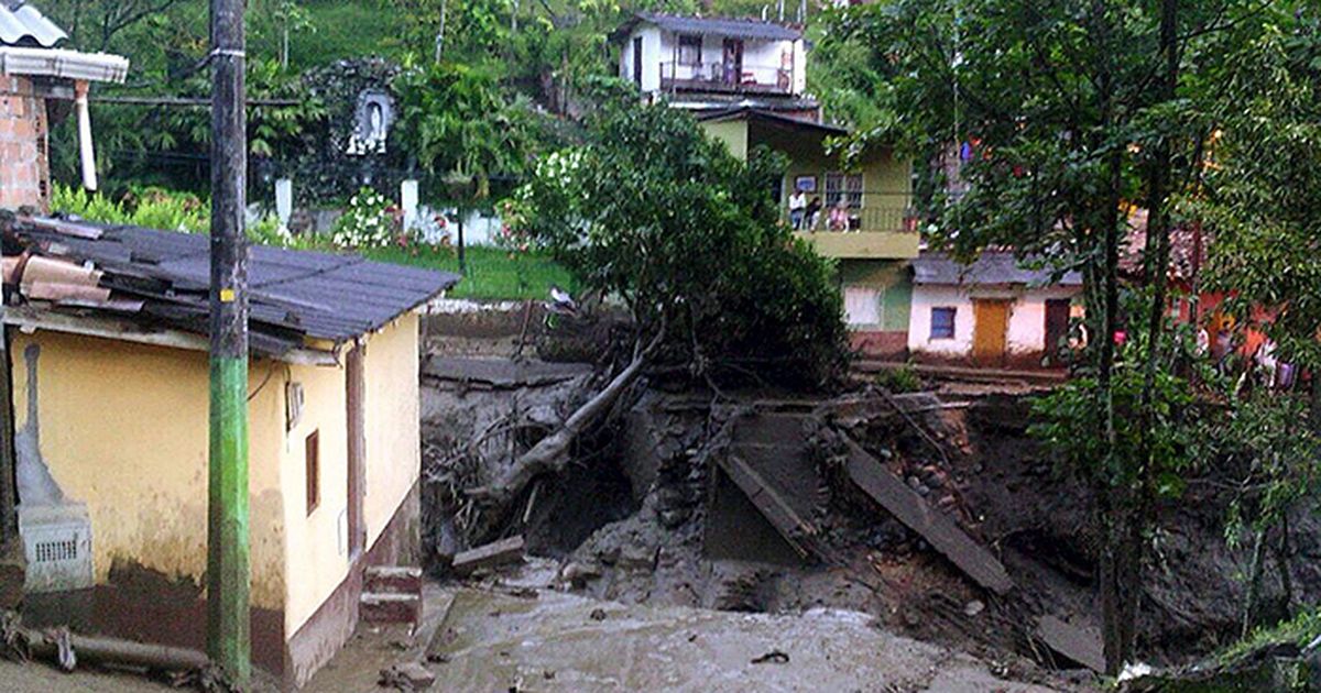 Avalancha En Noroeste De Colombia Deja Muertos