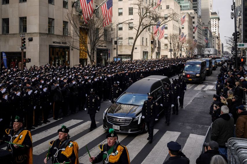 Violencia Nueva York honra a 2do policía asesinado