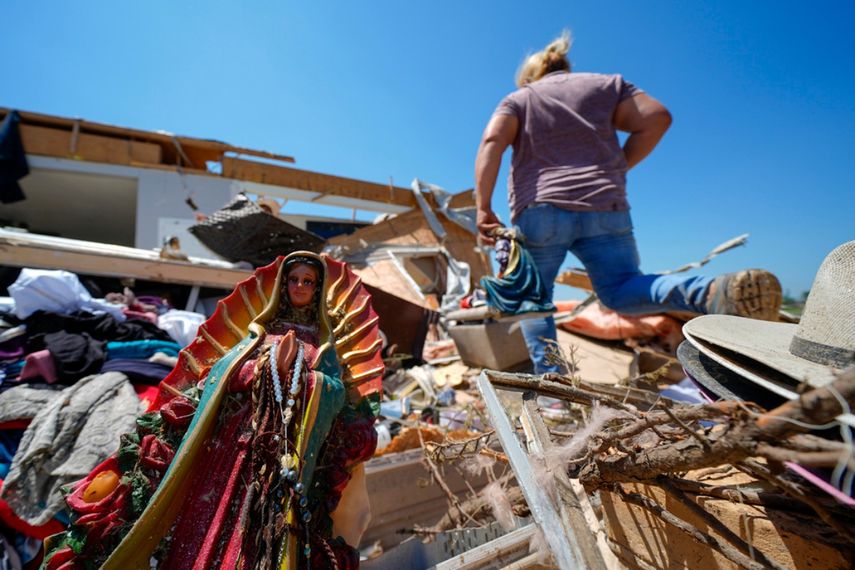 Sube A 21 La Cifra De Muertos Por Tornados En Texas Oklahoma Y Arkansas