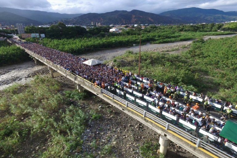 Resultado de imagen para venezuela frontera puente