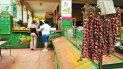 La mayoría de los mercados están desabastecidos. La mayoría de los mercados están desabastecidos.