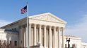 Fachada del Tribunal Supremo de los Estados Unidos. Fachada del Tribunal Supremo de los Estados Unidos.