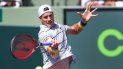 Esta medida llega después de que en la edición de 2018 la semifinal entre el sudafricano Kevin Anderson y el estadounidense John Isner se decidiera por 26-24 en el quinto set, tras seis horas y media de partido. Esta medida llega después de que en la edición de 2018 la semifinal entre el sudafricano Kevin Anderson y el estadounidense John Isner se decidiera por 26-24 en el quinto set, tras seis horas y media de partido.