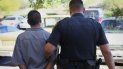 Funcionarios deportaron a los detenidos. Funcionarios deportaron a los detenidos.