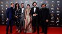 El equipo de la serie La casa de papel posa a su llegada a la entrega de los premios Feroz, en Madrid. El equipo de la serie La casa de papel posa a su llegada a la entrega de los premios Feroz, en Madrid.