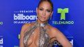 Jennifer López posa en la alfombra de la pasada edición de los Latin Billboard. Jennifer López posa en la alfombra de la pasada edición de los Latin Billboard.