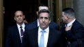 Michael Cohen (c), abogado personal del presidente Donald Trump, es visto a la salida del Tribunal Federal en Nueva York. Michael Cohen (c), abogado personal del presidente Donald Trump, es visto a la salida del Tribunal Federal en Nueva York.