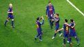 Los jugadores del FC Barcelona celebran el quinto gol del partido convertido por el centrocampista brasileño, Philippe Coutinho (3d), durante la final de la Copa del Rey en el estadio Wanda Metropolitano de Madrid. Los jugadores del FC Barcelona celebran el quinto gol del partido convertido por el centrocampista brasileño, Philippe Coutinho (3d), durante la final de la Copa del Rey en el estadio Wanda Metropolitano de Madrid.