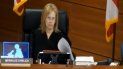Merrilee Ehrlich, una jueza del Condado Broward, penalizada por tratar de moto tiránico a una acusada. Merrilee Ehrlich, una jueza del Condado Broward, penalizada por tratar de moto tiránico a una acusada.