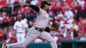 El dominicano José Ureña fue expulsado del encuentro tras golpear con el primer lanzamiento al novato Ronald Acuña Jr, quien salió del juego por prevención. El dominicano José Ureña fue expulsado del encuentro tras golpear con el primer lanzamiento al novato Ronald Acuña Jr, quien salió del juego por prevención.
