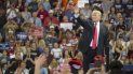 El presidente de EEUU, Donald J. Trump, participa en un multitudinario mitin hoy, miércoles 20 de junio de 2018, en Duluth, Minnesota (EE.UU.). Trump anunció hoy que Corea del Norte ha entregado ya los restos de unos 200 combatientes estadounidenses muertos en la Guerra de Corea (1950-1953). El presidente de EEUU, Donald J. Trump, participa en un multitudinario mitin hoy, miércoles 20 de junio de 2018, en Duluth, Minnesota (EE.UU.). Trump anunció hoy que Corea del Norte ha entregado ya los restos de unos 200 combatientes estadounidenses muertos en la Guerra de Corea (1950-1953).